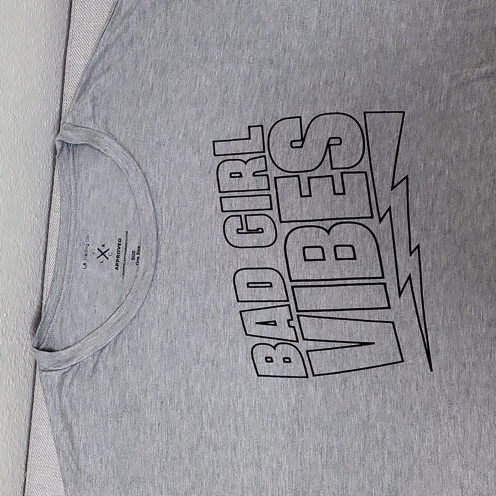 New oversized stretch t-shirt "Bad Girl Vibes"